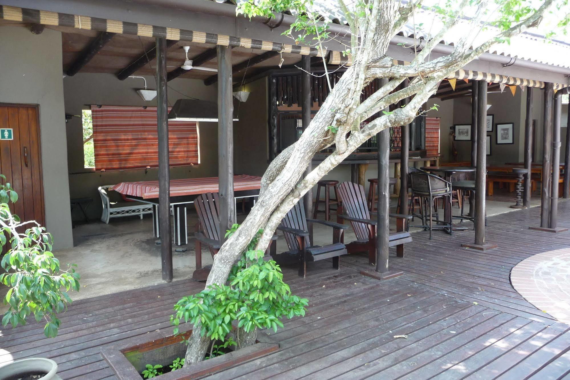 Isinkwe Backpackers Bushcamp Hotell Hluhluwe Eksteriør bilde